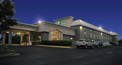 Holiday Inn Express Winchester South-Stephens City by IHG