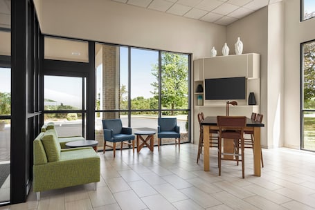 Exterior. Holiday Inn Express Winchester South-Stephens City by IHG