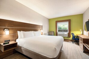 Individually furnished, desk, laptop workspace, blackout curtains - Holiday Inn Express Winchester South-Stephens City by IHG (Stephens City)