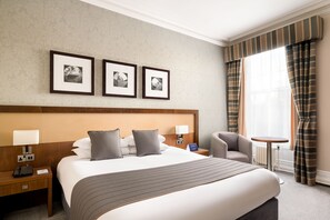 Coffres-forts dans les chambres, bureau