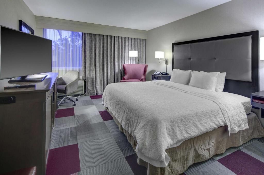 1 bedroom, in-room safe, desk, iron/ironing board