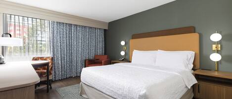 1 bedroom, in-room safe, desk, iron/ironing board