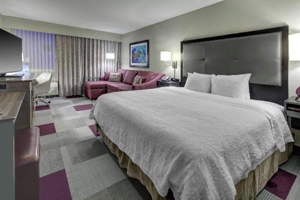 1 bedroom, in-room safe, desk, iron/ironing board
