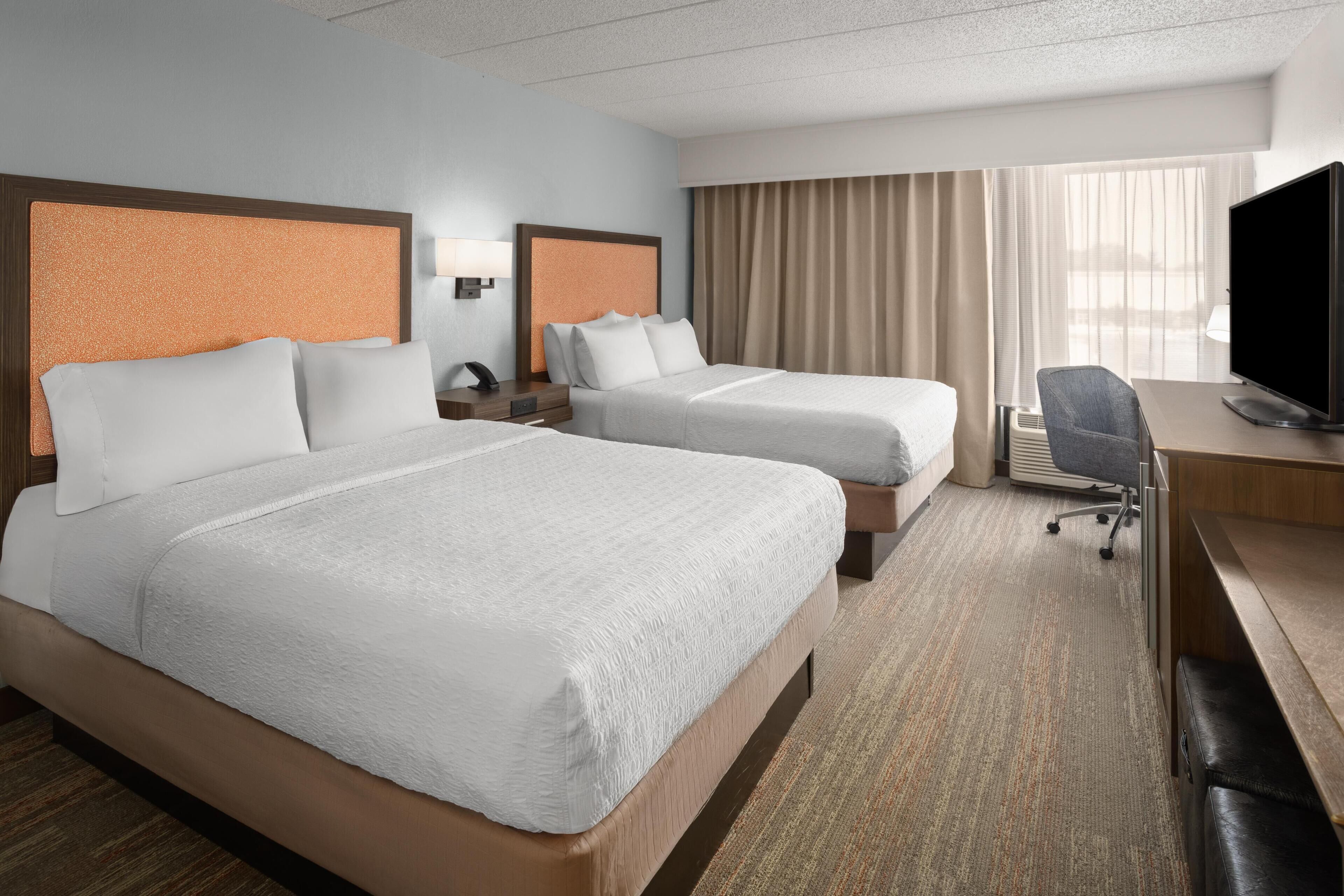 Room, 2 Queen Beds, Non Smoking