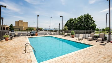 Seasonal outdoor pool, open 10:00 AM to 8 PM, pool umbrellas