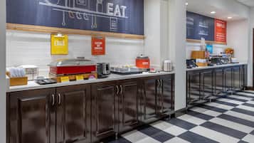 Gratis frukostbuffé varje dag