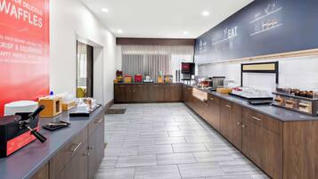 Desayuno bufé gratuito y diario