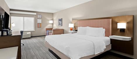 Room, 1 King Bed with Sofa bed, Non Smoking (Study) | In-room safe, desk, blackout drapes, iron/ironing board