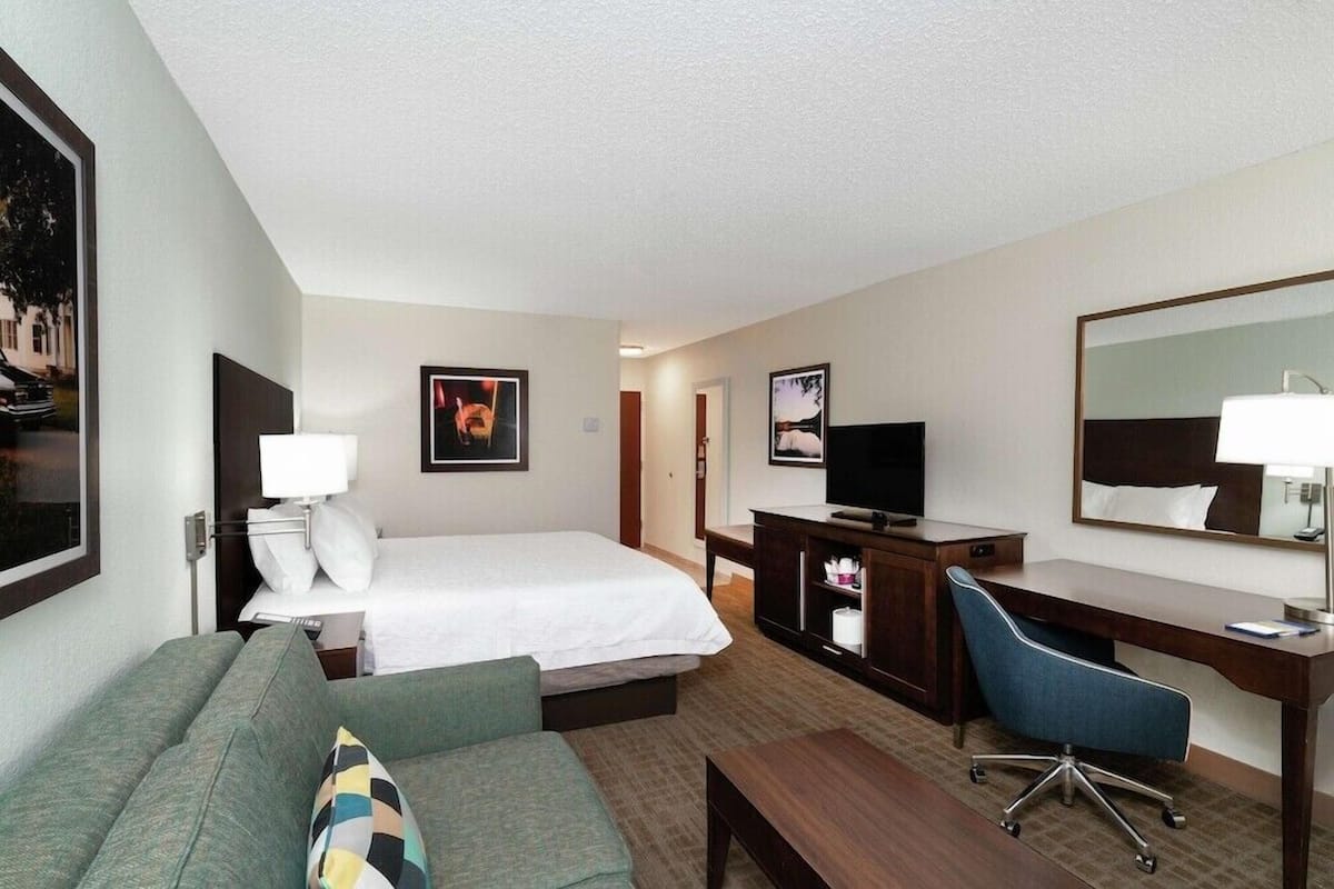 Premium bedding, down comforters, pillowtop beds, in-room safe