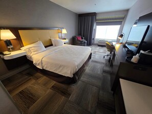 Hochwertige Bettwaren, Daunenbettdecken, Pillowtop-Betten, Schreibtisch