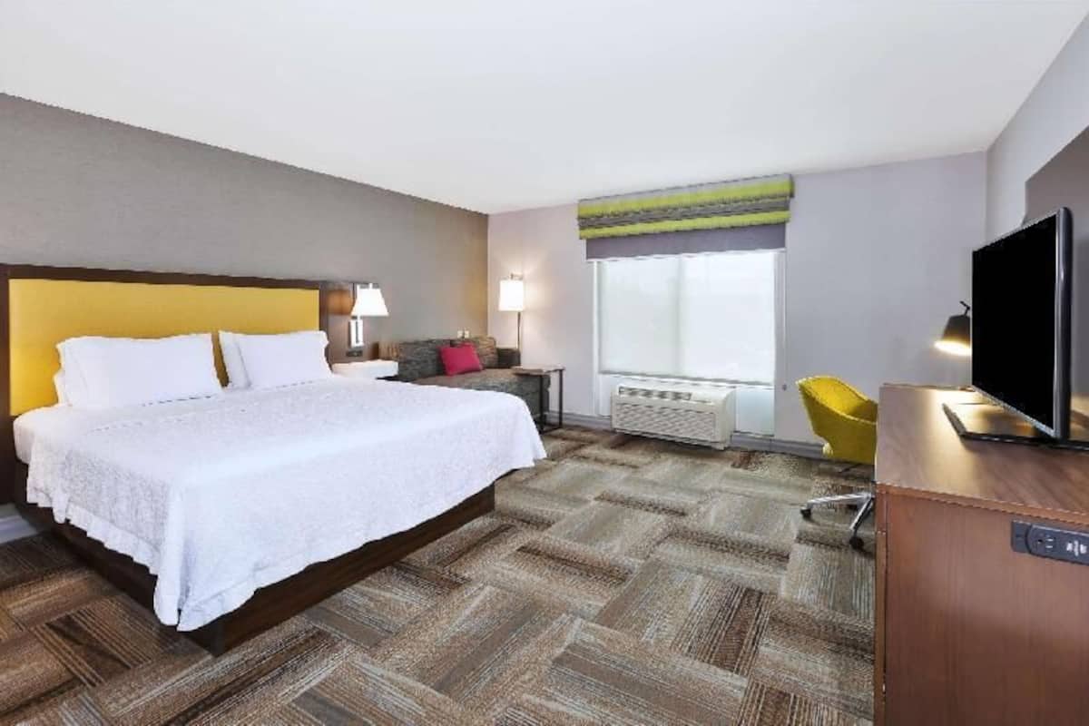 Premium bedding, down comforters, pillowtop beds, desk