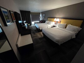 Ropa de cama de alta calidad, cubrecamas y colchones con pillow-top 