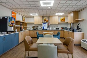 Desayuno continental incluido todos los días 