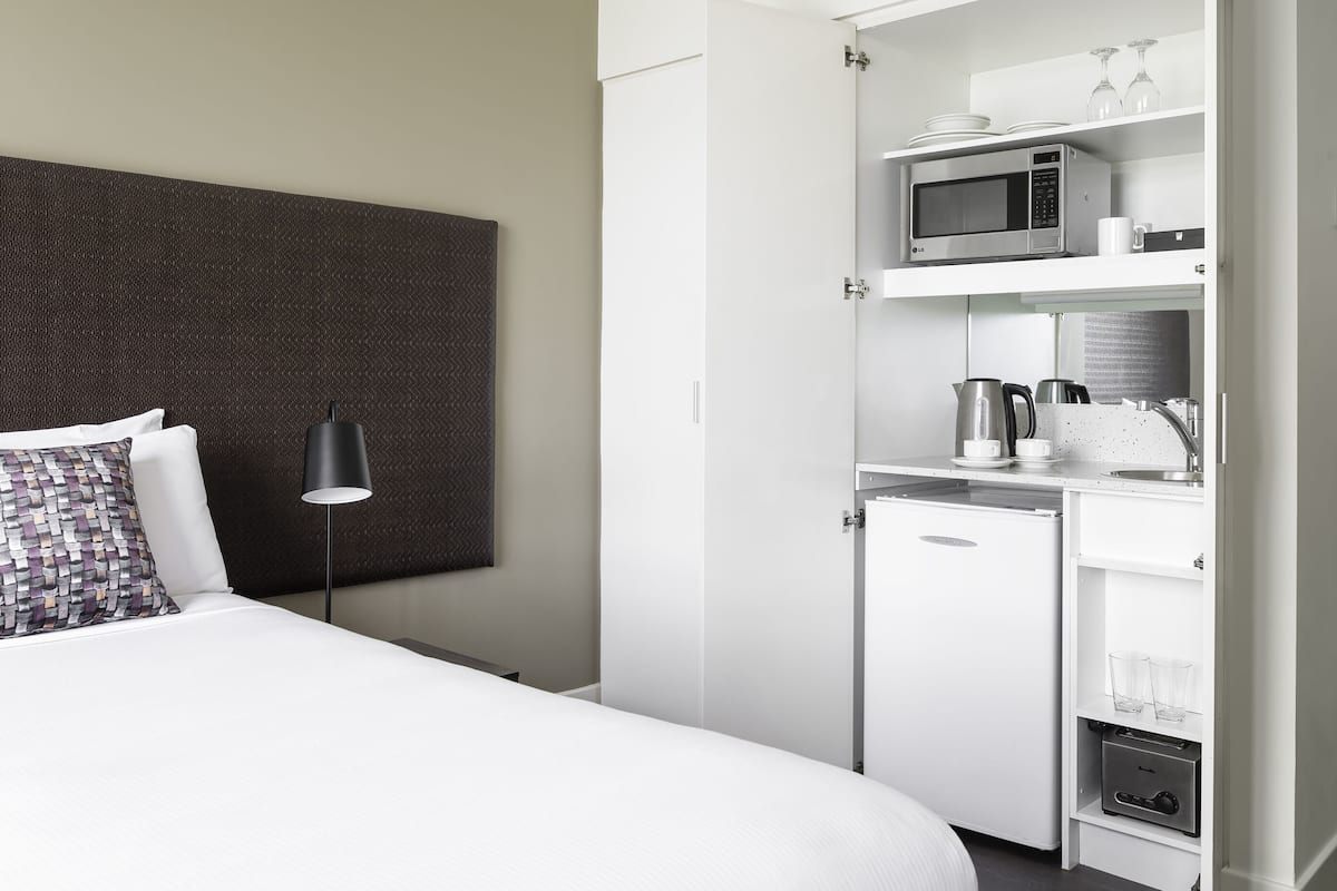 Minibar, in-room safe, desk, blackout curtains