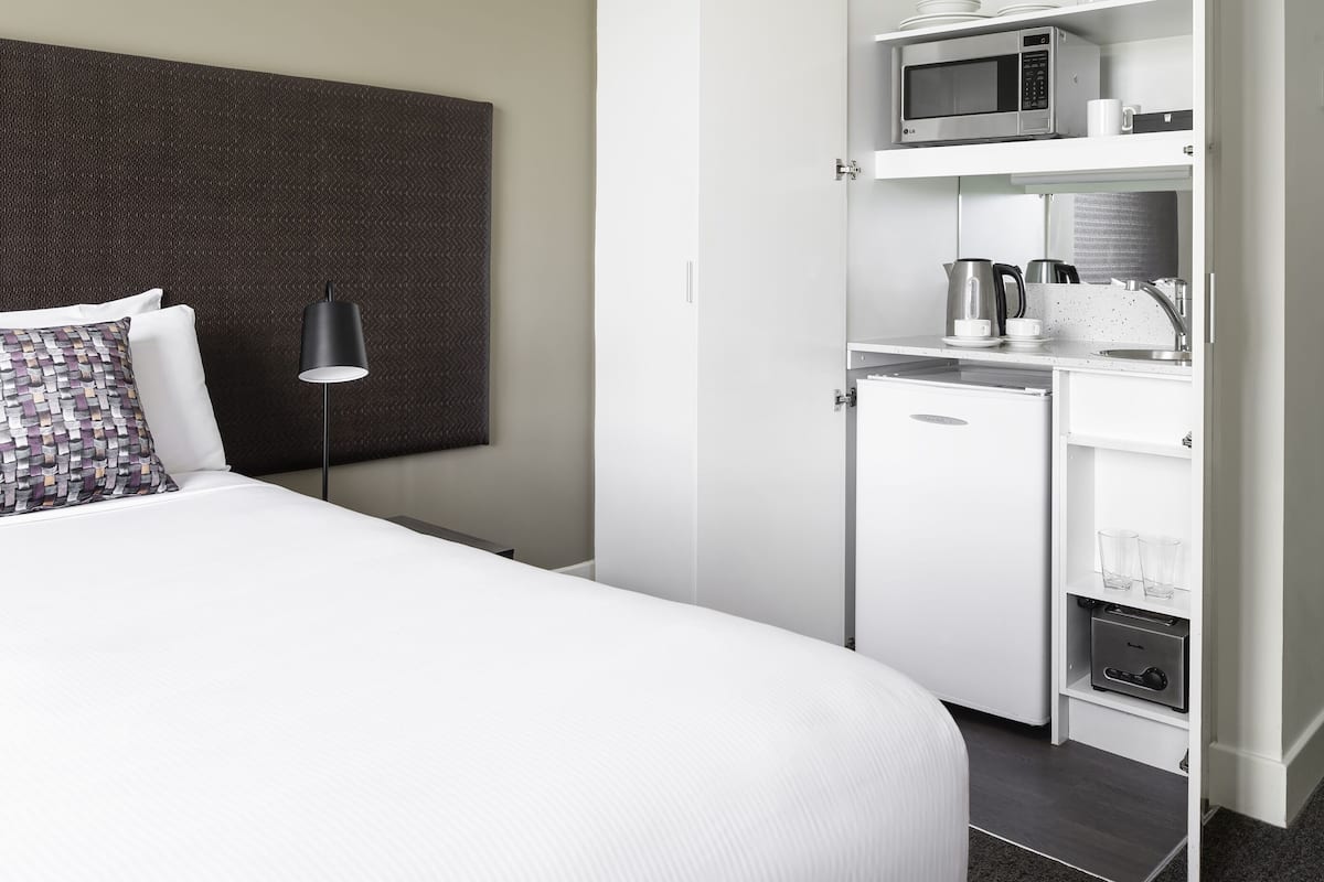 Minibar, coffre-fort, bureau, rideaux dâobscurcissement