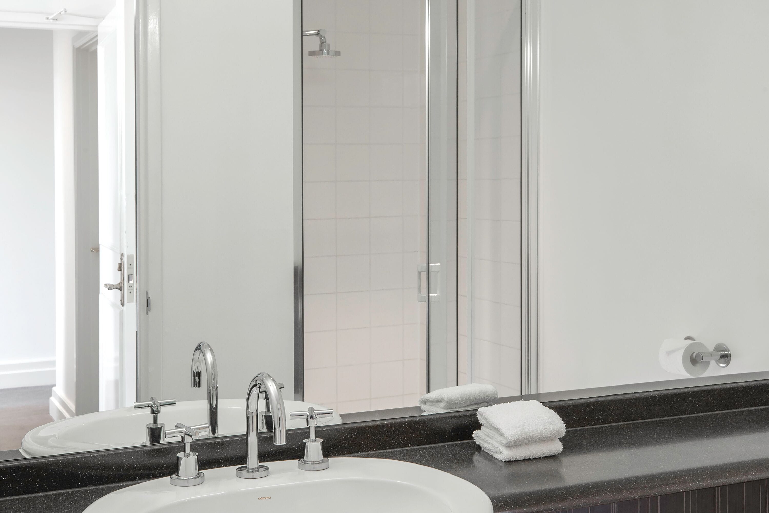 Mantra on Jolimont Melbourne — image 12