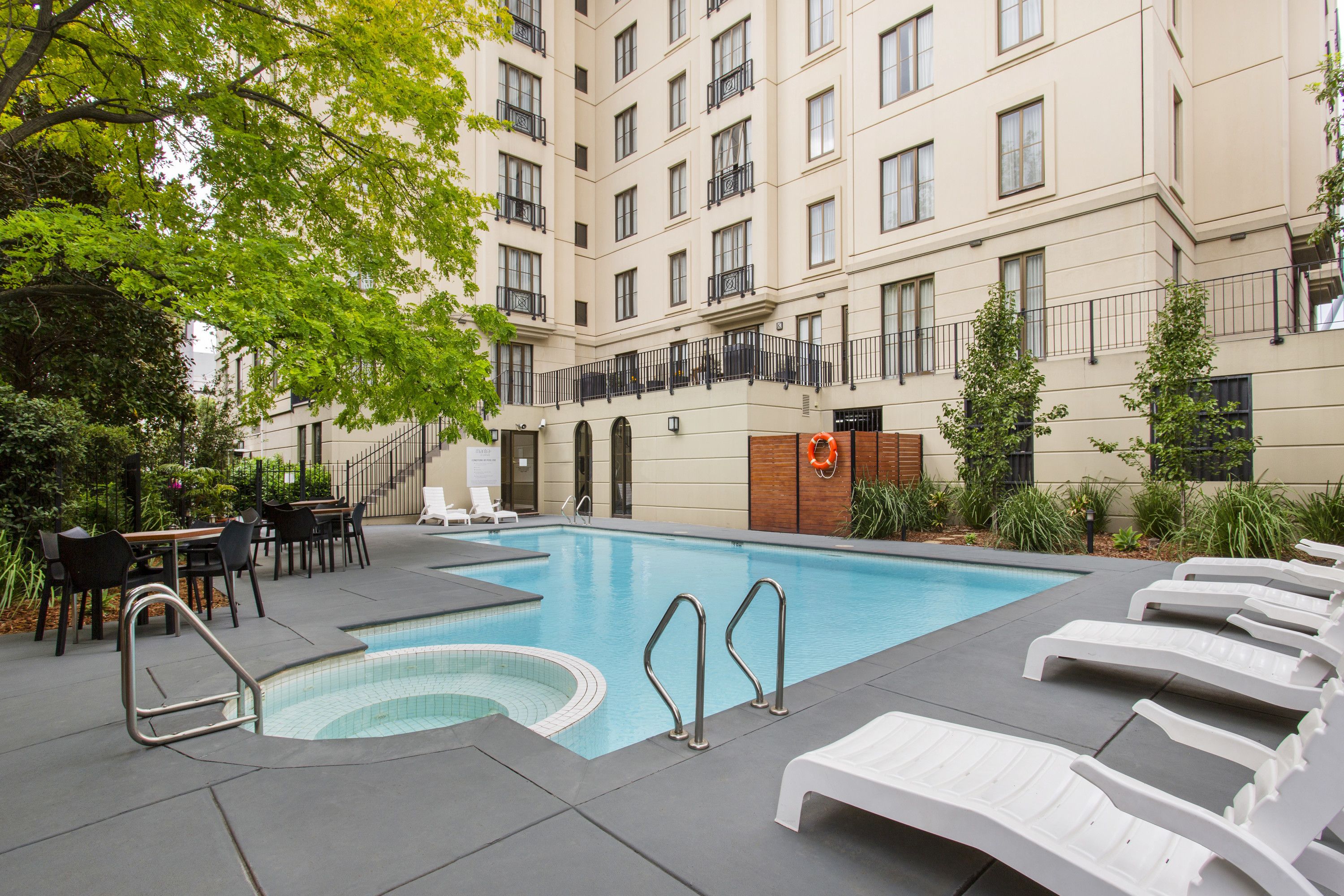 Mantra on Jolimont Melbourne — image 26