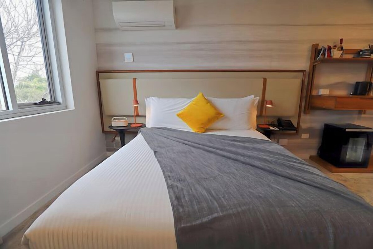 Minibar, in-room safe, desk, blackout curtains