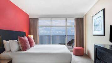 Penthouse, 2 Bedrooms (Sub Penthouse) | 1 bilik tidur, dihias secara berasingan