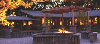 Lake Lawn Resort