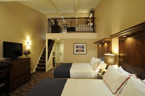 Loft 2 Queen Bed - Lakewood | Premium bedding, pillowtop beds, in-room safe, desk - Lake Lawn Resort (Delavan)