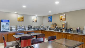 Desayuno buffet incluido todos los días
