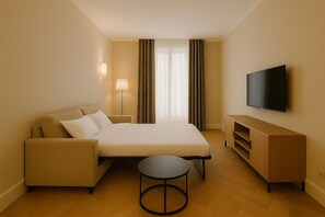 ห้องจูเนียร์สวีท | บริเวณนั่งเล่น | ทีวีจอแบน