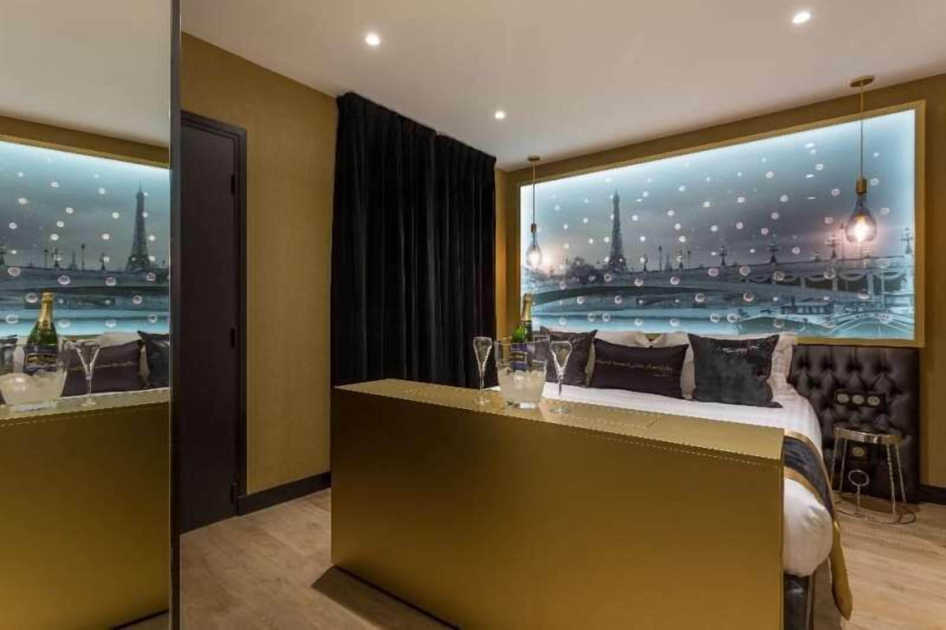 1 bedroom, in-room safe, soundproofing, iron/ironing board