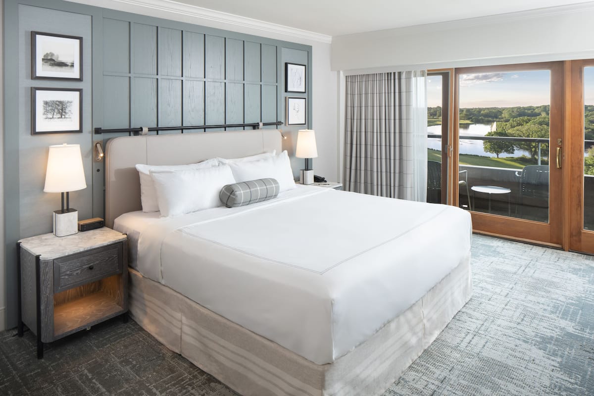 Junior Suite | 1 bedroom, premium bedding, down comforters, pillowtop beds