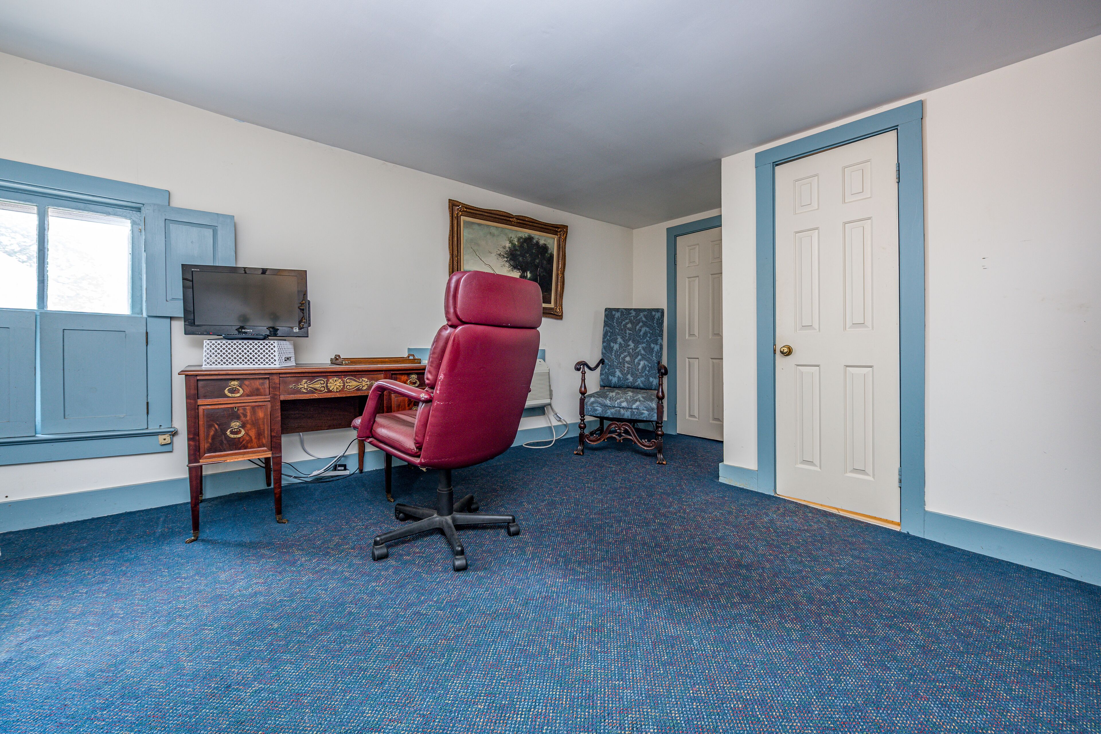 standard room, 1 king bed | individually decorated, individually furnished, iron/ironing board