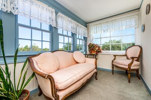 Premium Suite, 1 Queen Bed