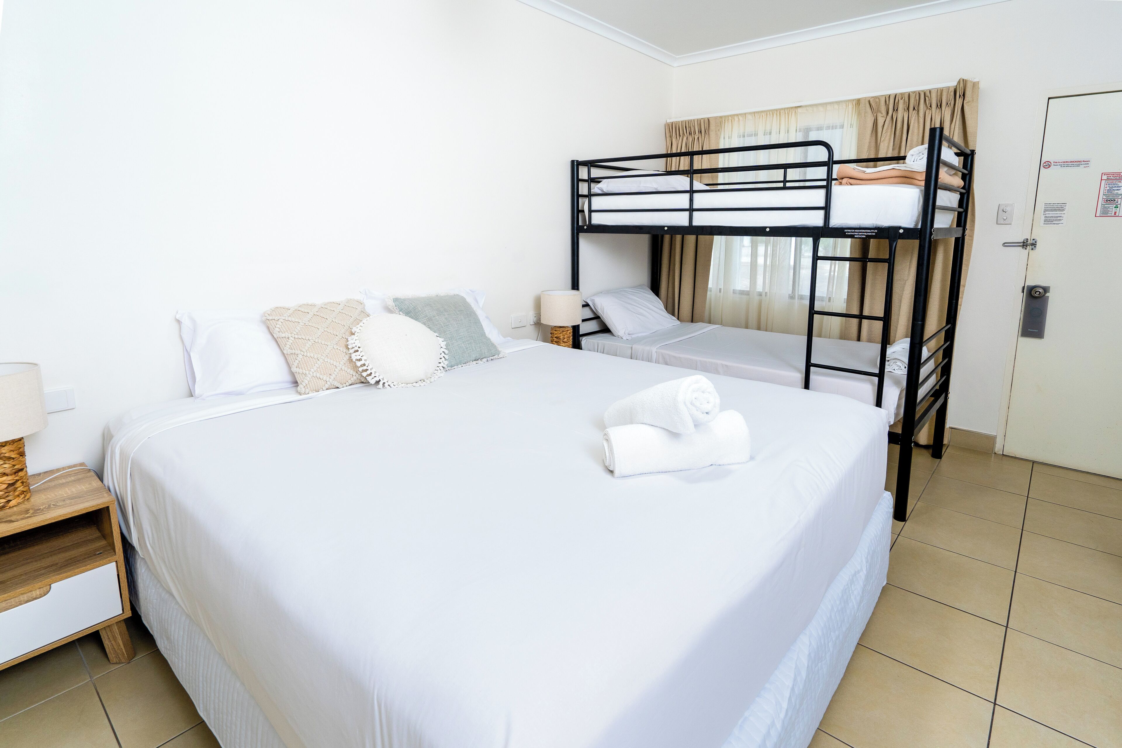 standard family room | desk, laptop workspace, iron/ironing board, free wifi