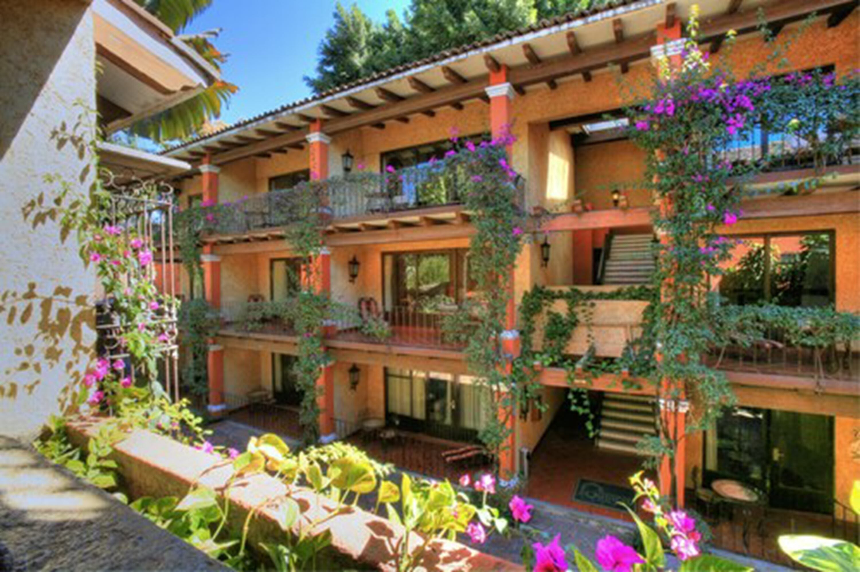 superior room, 2 double beds | garden view