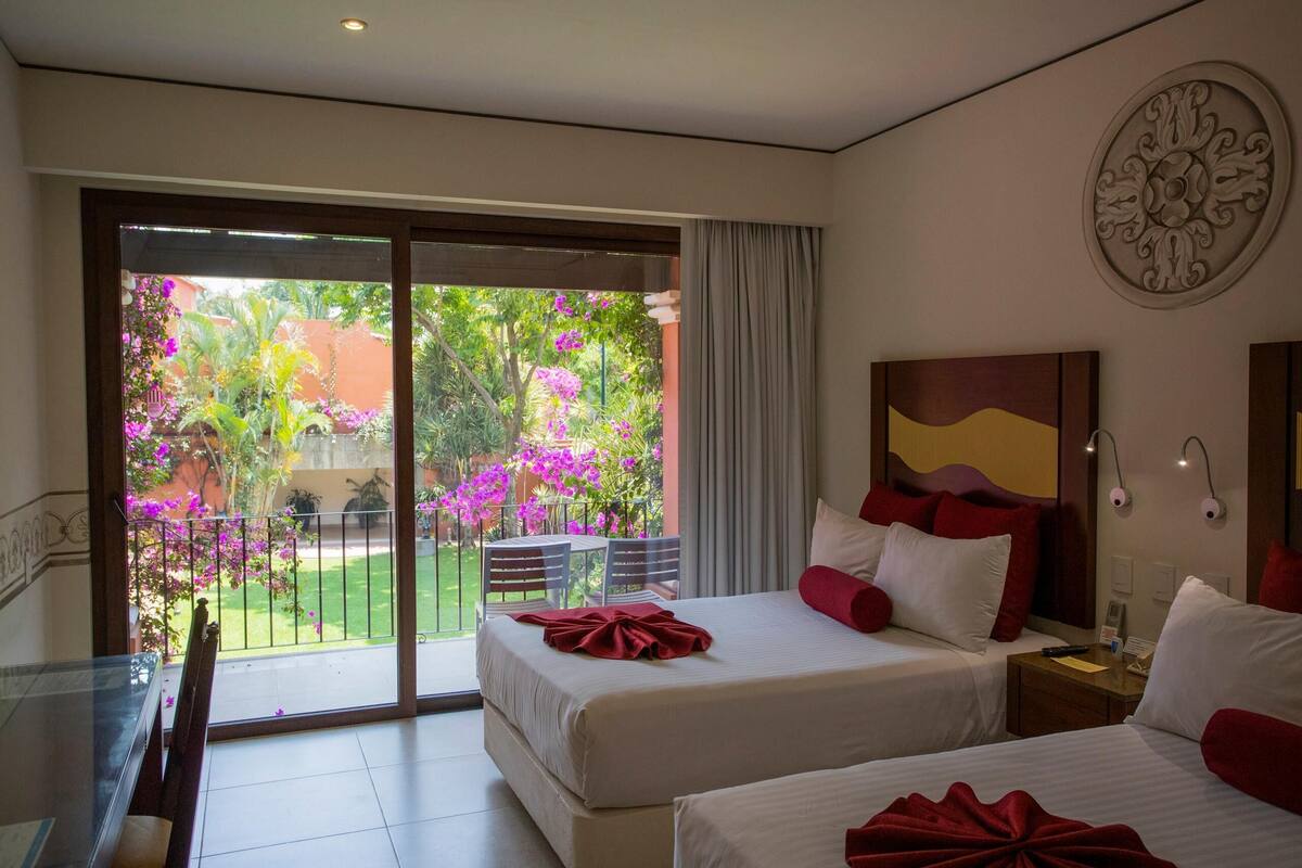1 bedroom, premium bedding, Select Comfort beds, in-room safe