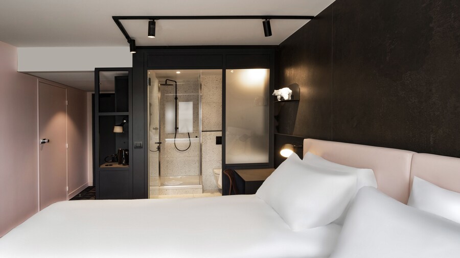 Tribe Paris Batignolles