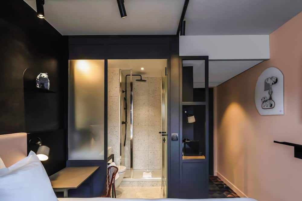 Tribe Paris Batignolles