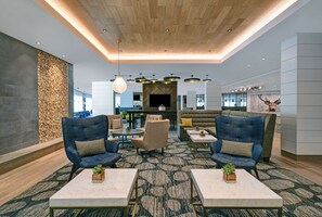 Lobby - Hilton Peachtree City Atlanta Hotel & Conference Center (Peachtree City)