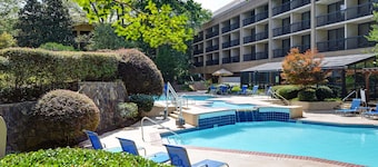 Hilton Peachtree City Atlanta Hotel & Conference Center