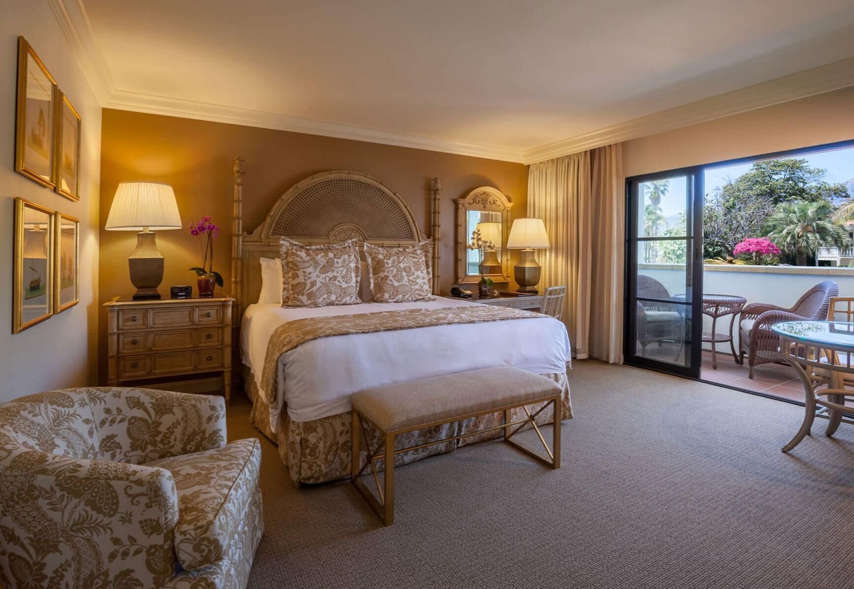 Premium bedding, down duvets, in-room safe, blackout curtains