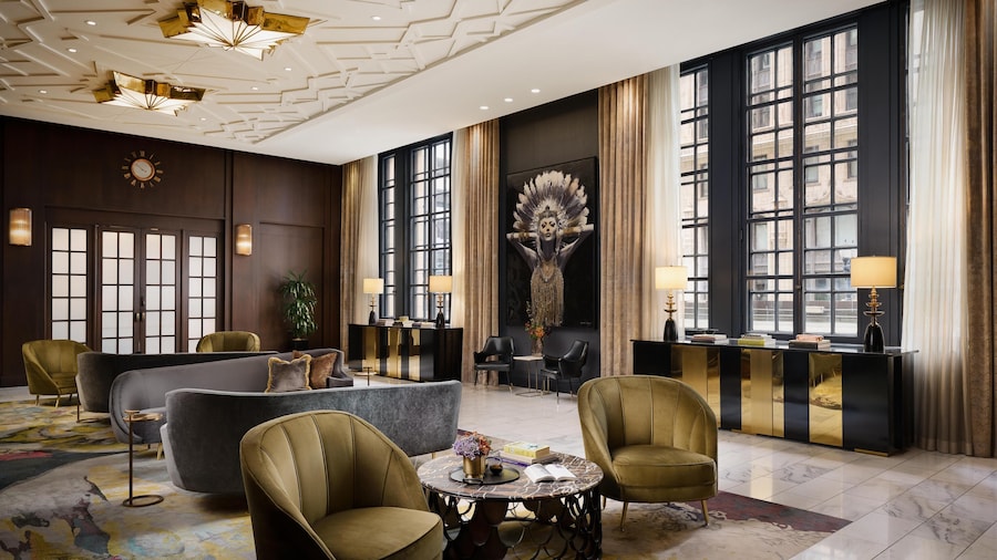 The Allegro Royal Sonesta Hotel Chicago Loop