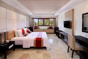 Discovery Suite | View from room