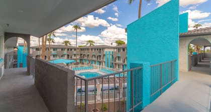 Hotel Bixby Scottsdale, BW Signature Collection