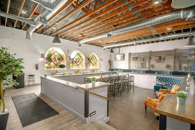 Hotel Bixby Scottsdale, BW Signature Collection