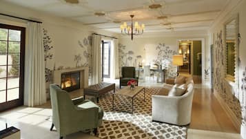 Two Bedroom Chalon Suite | Egyptian cotton sheets, premium bedding, down duvets, pillow-top beds