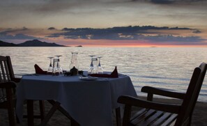 Breakfast, lunch, dinner served; ocean views