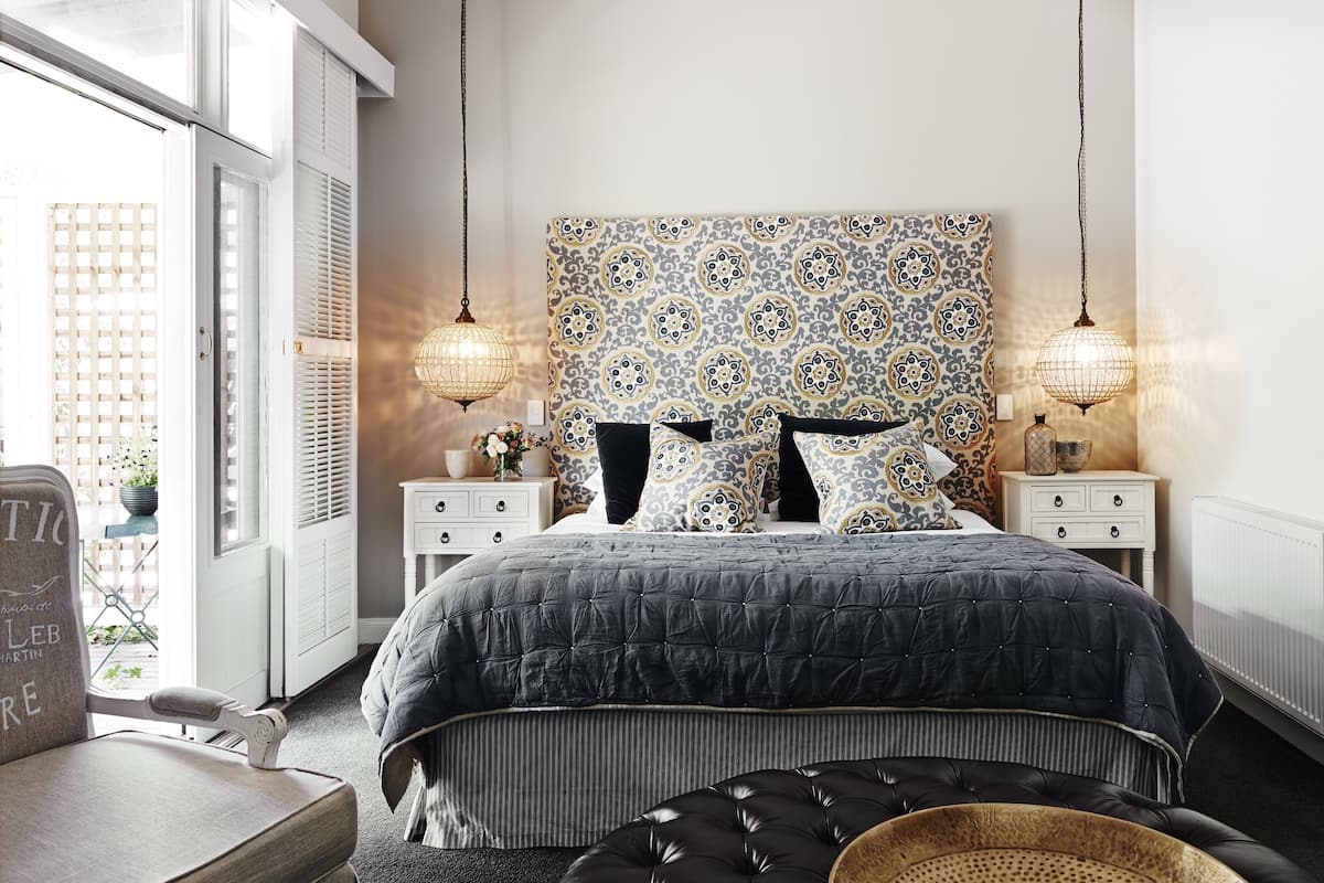 lodge studio | egyptian cotton sheets, premium bedding, down duvets, pillow-top beds