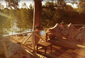 Lake - Lake House Daylesford (Daylesford)