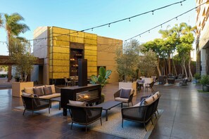 تقديم الإفطار والعشاء، أطباق كاليفورنيا