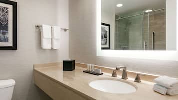 Shower kamar mandi