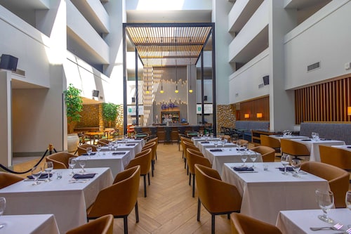 Embassy Suites by Hilton Philadelphia Valley Forge